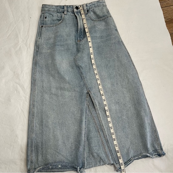 Gianni Bini Midi Jean Skirt Front Slit Raw Hem - Picture 4 of 7